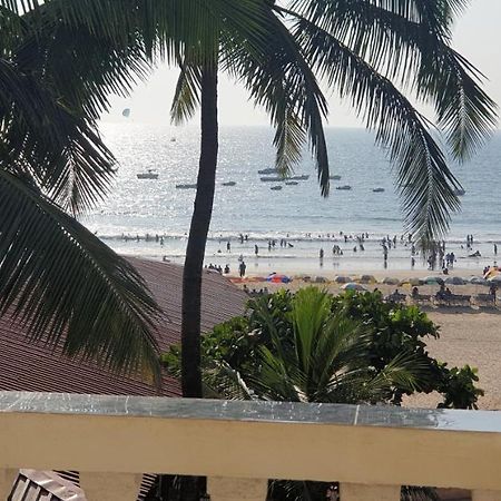 ホテル Baga Beach Exotica エクステリア 写真